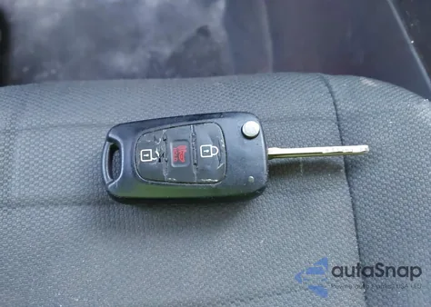 2011 Kia Soul + z USA, uszkodzony, nr VIN KNDJT2A20B7204282